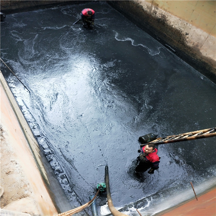 鞍山废水池清理